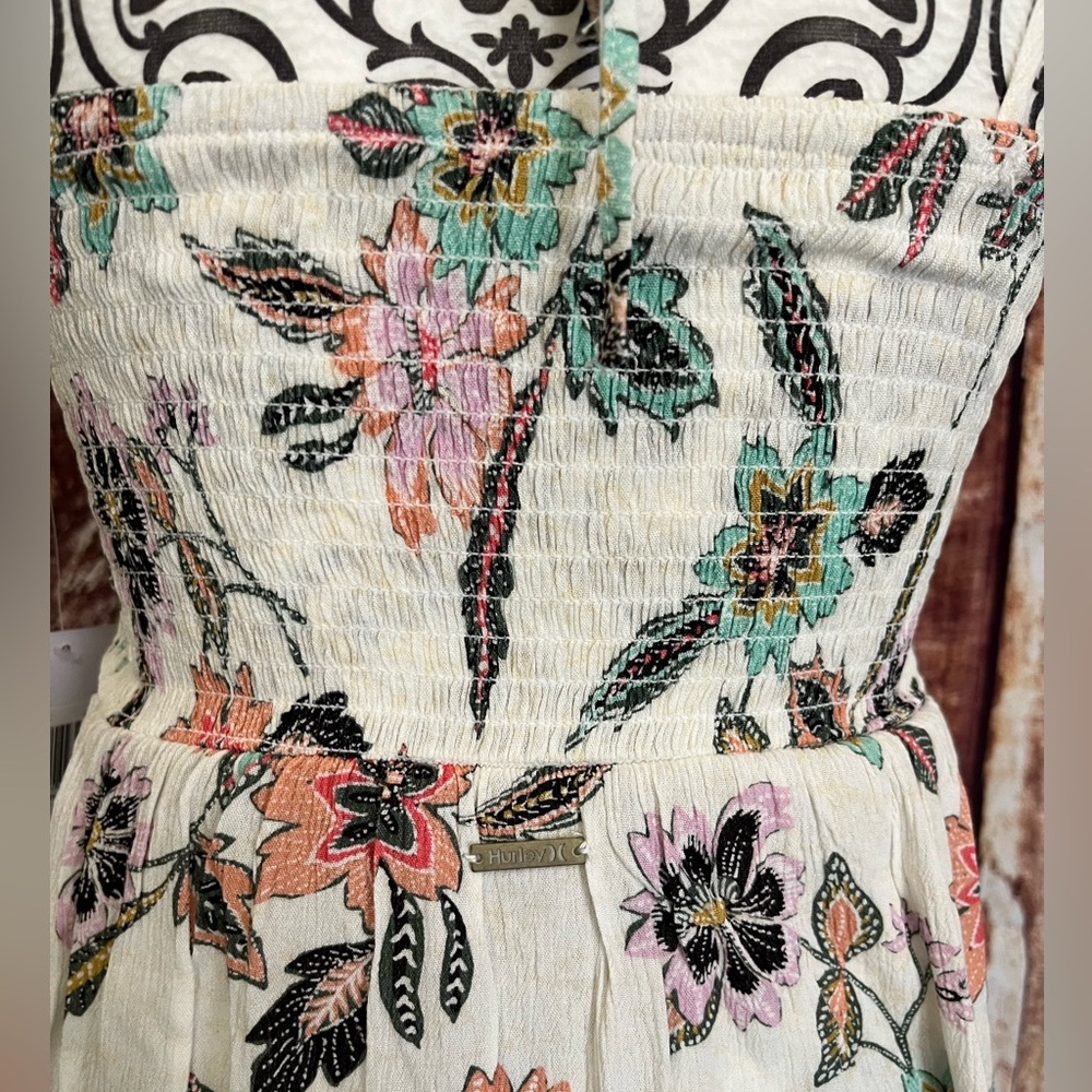 Hurley | NWT Island Batik Floral Mini Dress - Picture 6 of 12